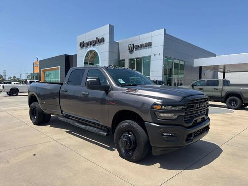 Used 2026 RAM 3500 Tradesman AWD/4WD image 1