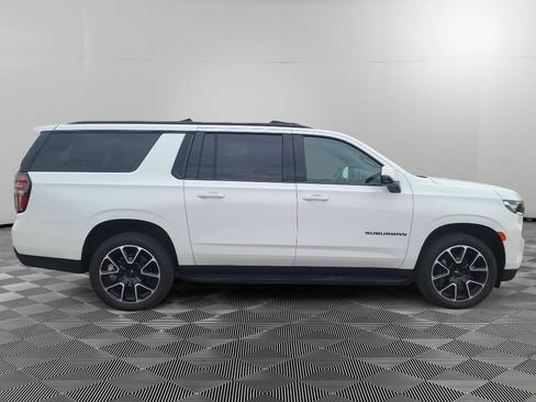 Used 2024 Chevrolet Suburban RST w/ Luxury Package AWD/4WD image 7