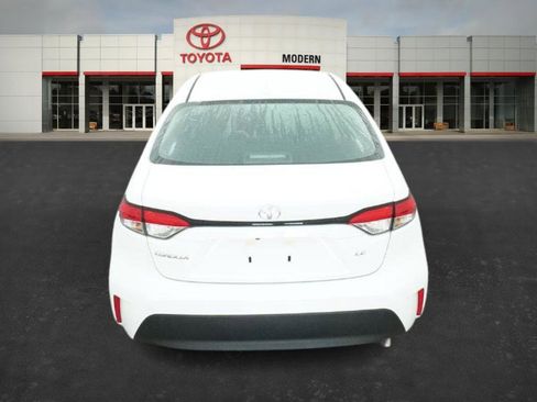 New 2026 Toyota Corolla LE image 18