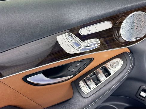 Certified 2020 Mercedes-Benz GLC 300 4MATIC image 23