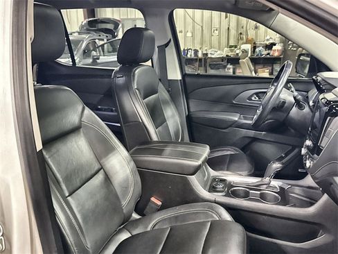 Used 2020 Chevrolet Traverse Premier w/ Redline Edition image 33