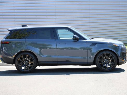 New 2026 Land Rover Range Rover Sport SE AWD/4WD image 5