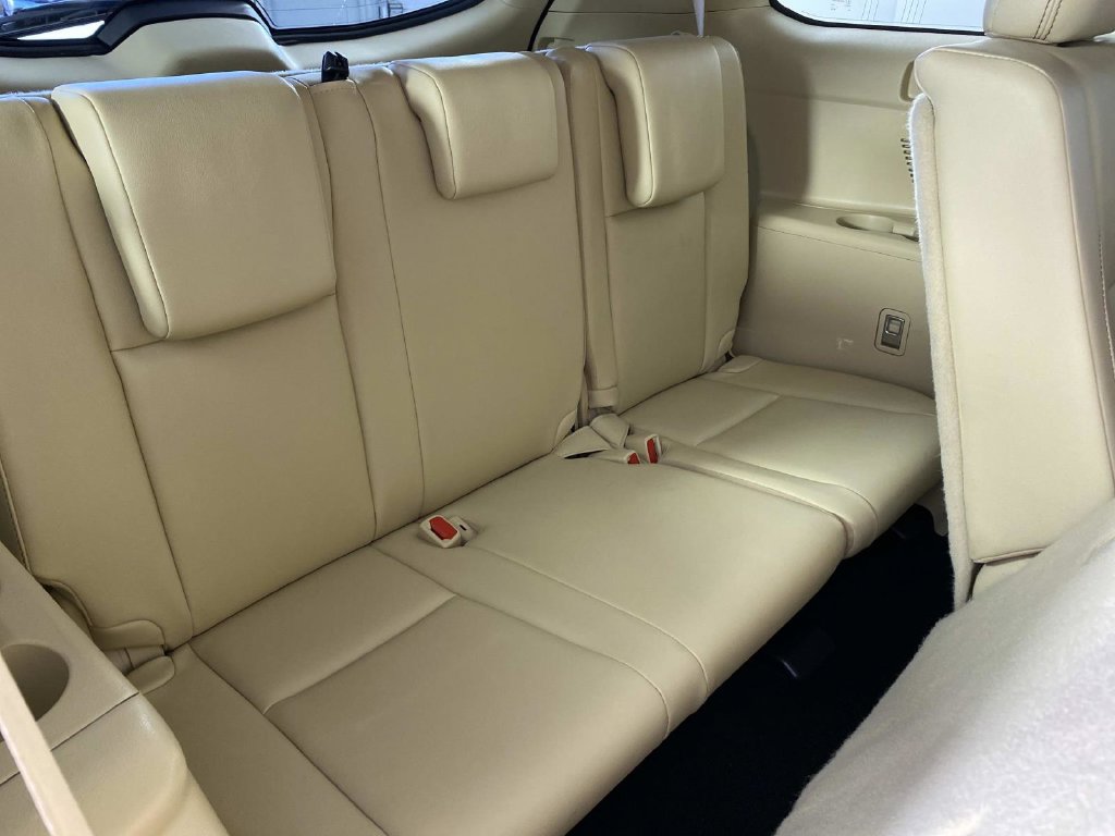 Used 2019 Toyota Highlander XLE AWD/4WD image 12