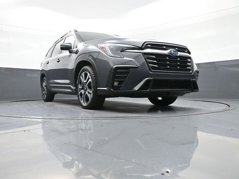 Used 2023 Subaru Ascent Limited image 30