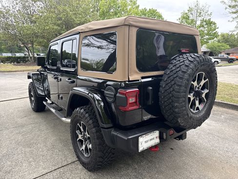 Used 2021 Jeep Wrangler Unlimited Rubicon AWD/4WD image 5