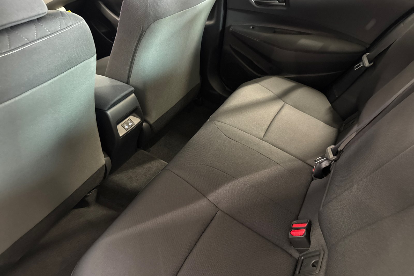 New 2027 Toyota Corolla LE w/ LE Premium Package FWD image 14