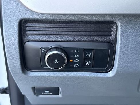 Used 2024 Ford F550 4x4 Regular Cab Super Duty image 33