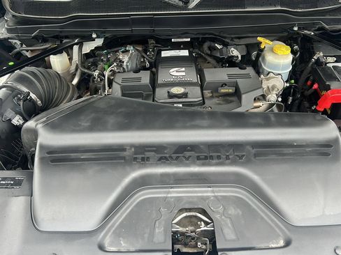 Used 2021 RAM 3500 Laramie image 29