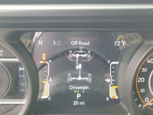 Used 2024 Jeep Wrangler Unlimited Sahara AWD/4WD image 49