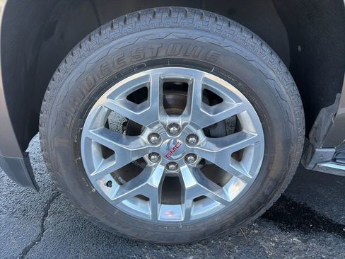 Used 2015 GMC Yukon SLT image 10