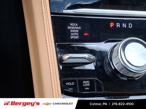 Used 2023 Jeep Grand Cherokee L Summit AWD/4WD image 31