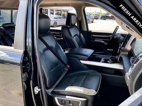 Used 2019 RAM 1500 Laramie AWD/4WD image 29