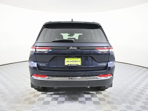 Used 2023 Jeep Grand Cherokee Limited image 5