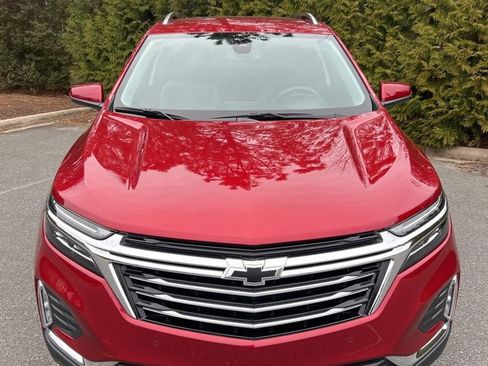 Used 2022 Chevrolet Equinox Premier image 2