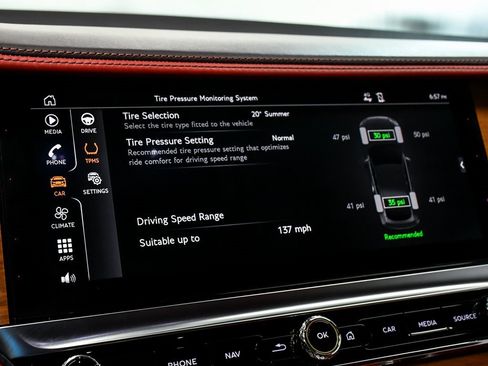 Used 2021 Bentley Continental GT image 31