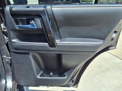 Used 2021 Toyota 4Runner TRD Off-Road Premium w/ Moonroof Package AWD/4WD image 12