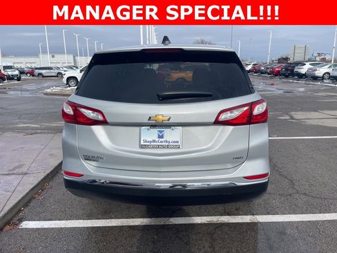 Used 2020 Chevrolet Equinox LT image 4