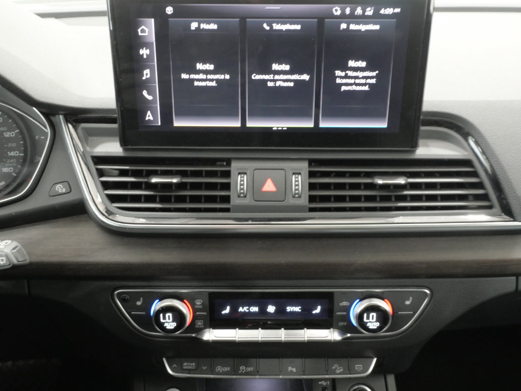 Used 2023 Audi Q5 2.0T Premium w/ Convenience Package AWD/4WD image 21