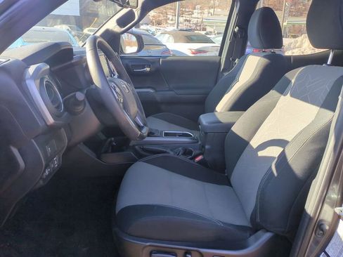 Used 2023 Toyota Tacoma TRD Sport w/ Black Out Package (TMS) AWD/4WD image 22
