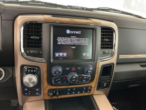 Used 2015 RAM 1500 Laramie Longhorn w/ Convenience Group AWD/4WD image 18