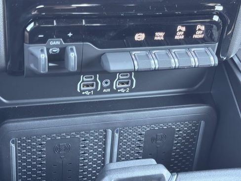 New 2026 RAM 2500 Big Horn AWD/4WD image 35