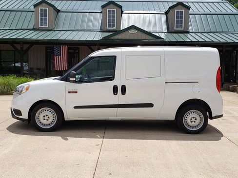 Used 2022 RAM ProMaster City Tradesman FWD image 2