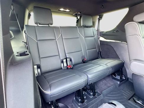 Used 2023 Cadillac Escalade Sport w/ LPO, ONYX Package RWD image 31