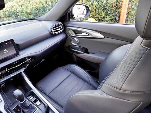 Certified 2024 Dodge Hornet R/T Plus w/ Tech Pack Plus w/o Parking image 22