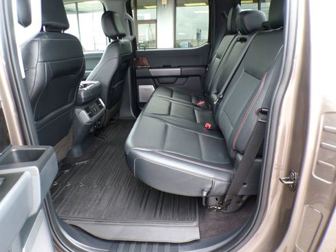 Used 2022 Ford F150 Lariat w/ Equipment Group 502A High image 30