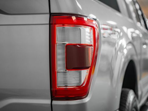 Used 2021 Ford F150 Lariat w/ Equipment Group 502A High image 7