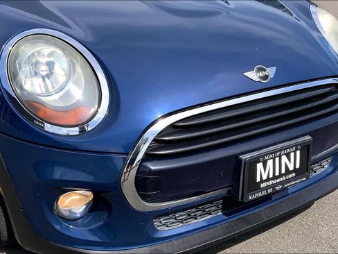 Used 2017 MINI Cooper 4-Door Hardtop FWD image 24