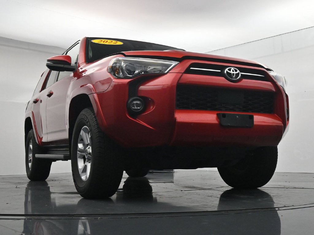 Used 2022 Toyota 4Runner SR5 Premium AWD/4WD image 33
