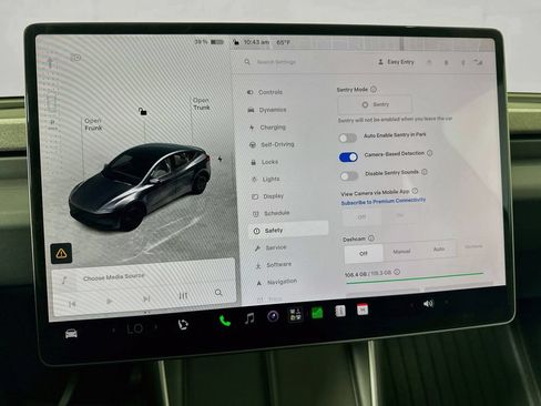 Used 2026 Tesla Model Y 2WD image 41