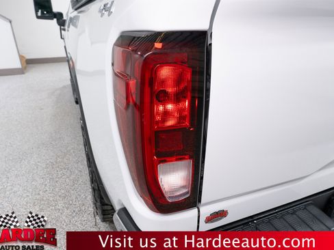 Used 2022 GMC Sierra 2500 Pro image 9