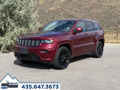 Used 2020 Jeep Grand Cherokee Altitude