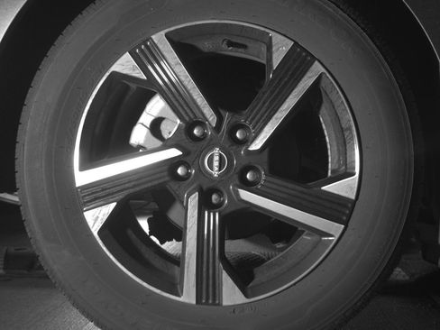 Used 2025 Nissan Sentra SV FWD image 15