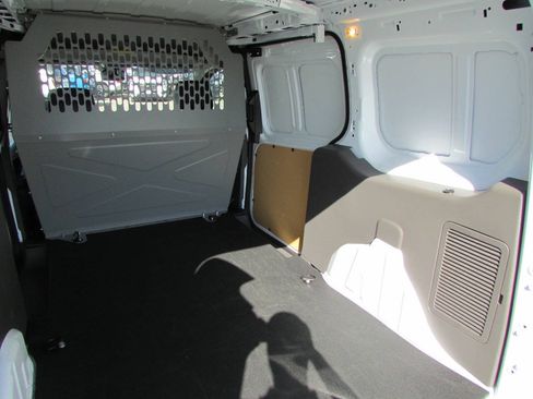 Used 2022 Ford Transit Connect XL FWD image 24