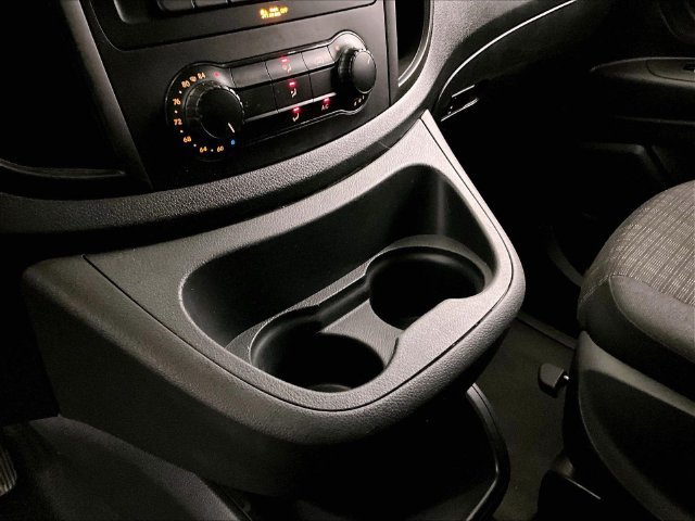 Used 2020 Mercedes-Benz Metris image 16