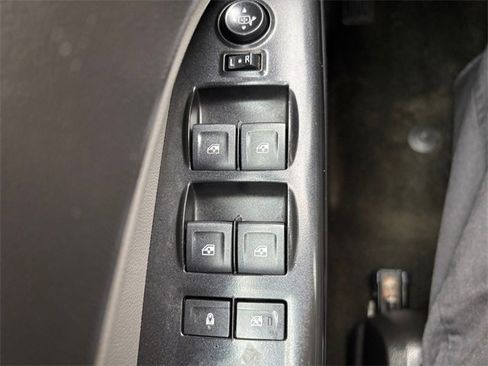 Used 2018 Chevrolet Colorado W/T w/ WT Convenience Package image 16