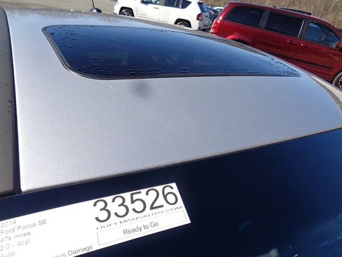 Used 2014 Ford Focus SE FWD image 7