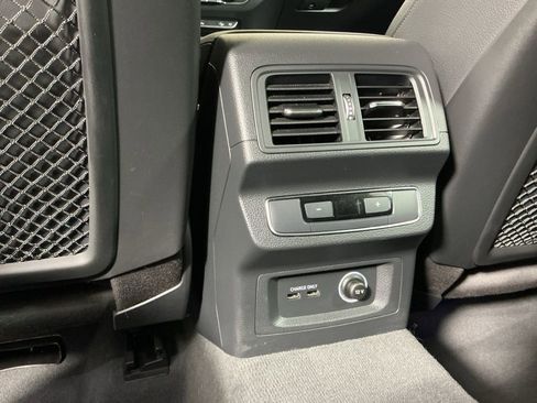 Used 2020 Audi Q5 2.0T Premium Plus w/ Premium Plus Package image 27