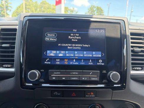 Used 2024 Nissan Frontier SV w/ Technology Package RWD image 26