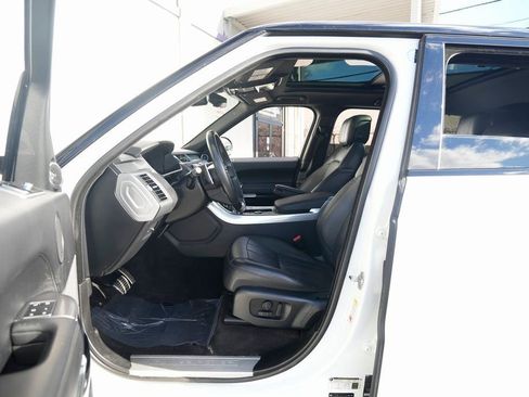 Used 2020 Land Rover Range Rover Sport HSE Dynamic image 24