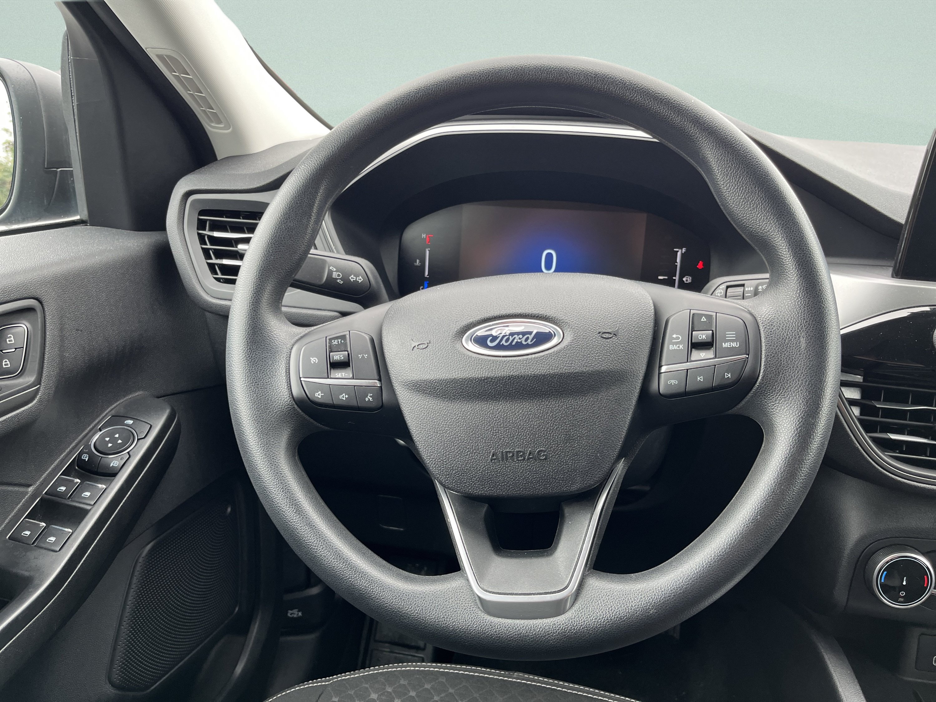 Used 2025 Ford Escape Active AWD/4WD image 24