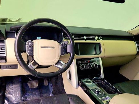 Used 2016 Land Rover Range Rover HSE image 13