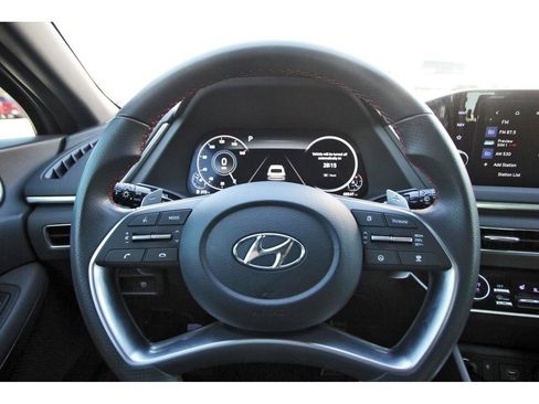 Used 2022 Hyundai Sonata SEL Plus image 15