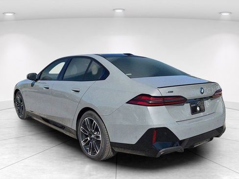 New 2026 BMW 550e xDrive w/ Executive Package AWD/4WD image 6