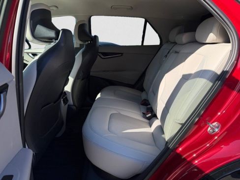 Used 2023 Kia Niro Wind w/ Wind Preserve Package FWD image 17