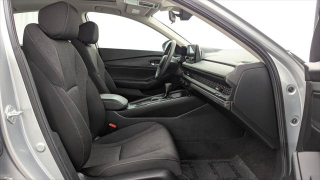 Used 2024 Honda Accord EX image 22