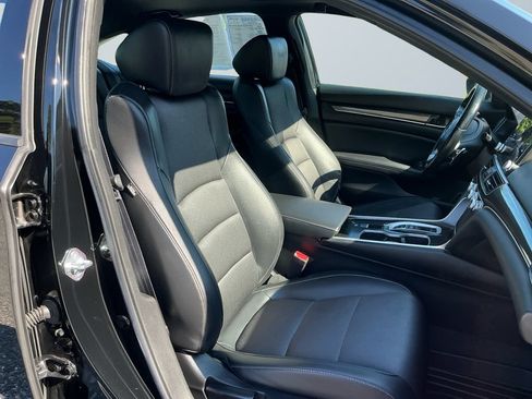 Used 2021 Honda Accord Sport image 16